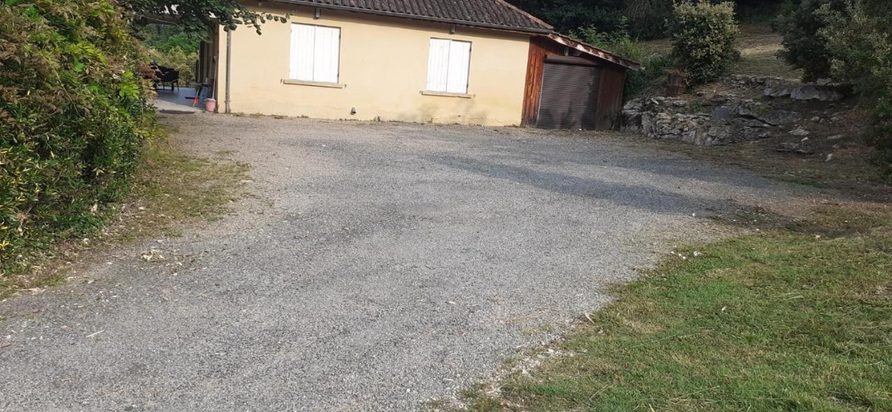 Maison A Vezac 24220 Екстериор снимка