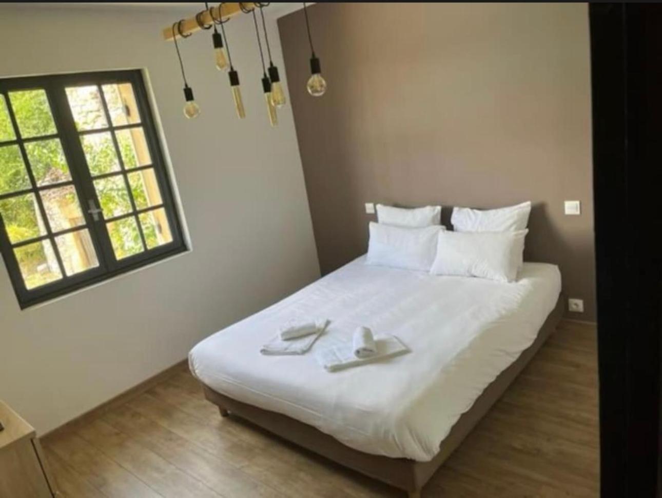 Maison A Vezac 24220 Екстериор снимка